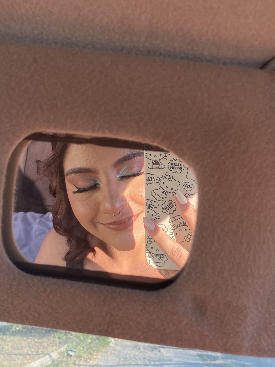 hola mutis ya salí del salón de belleza, devorando💋