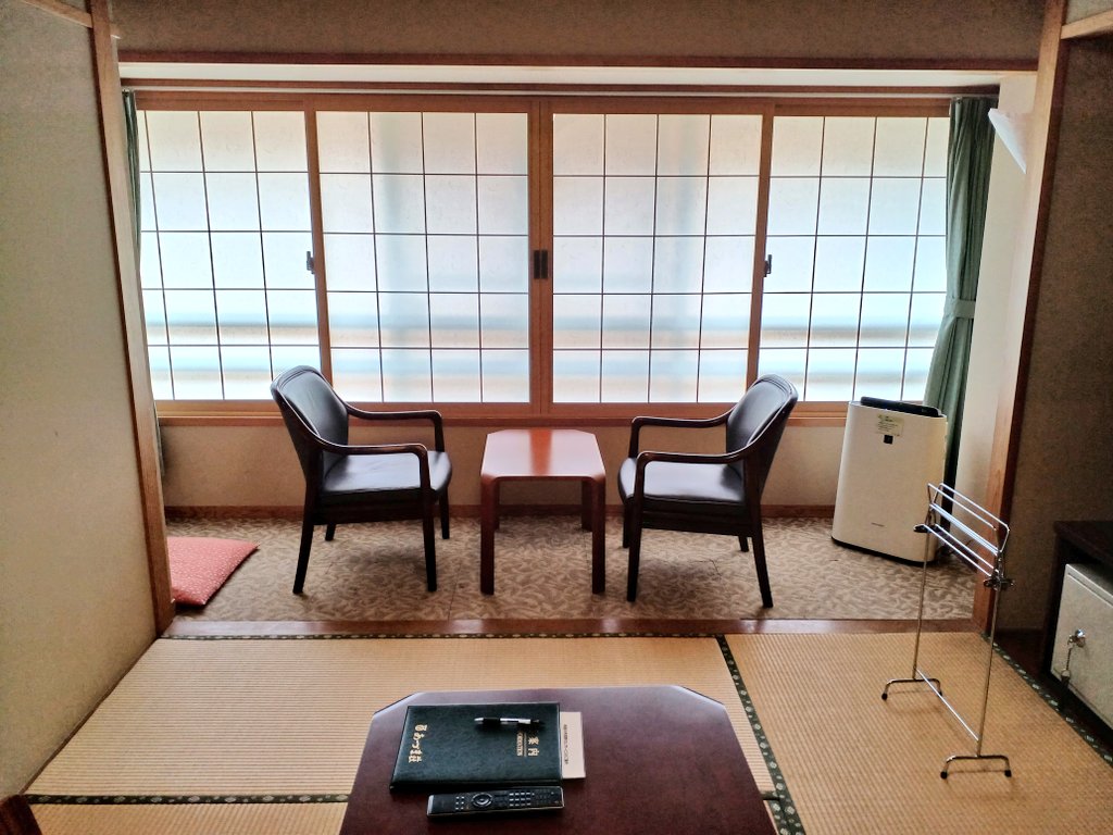 あらた tweet media