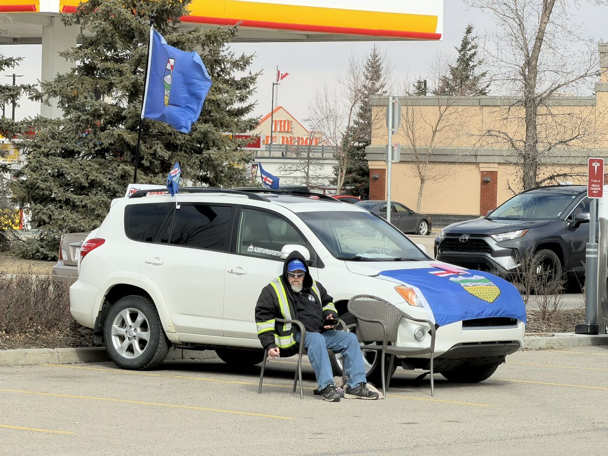 Brad Celmainis 🍁 tweet media