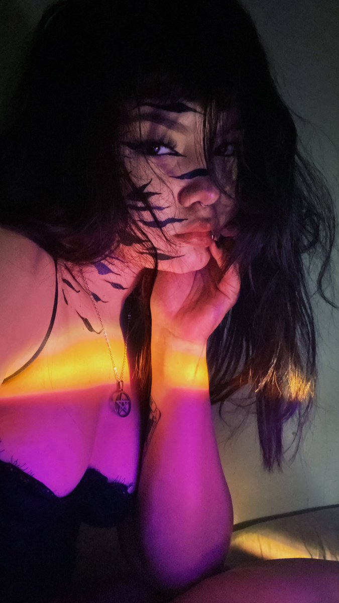 vicky 🪷 tweet media