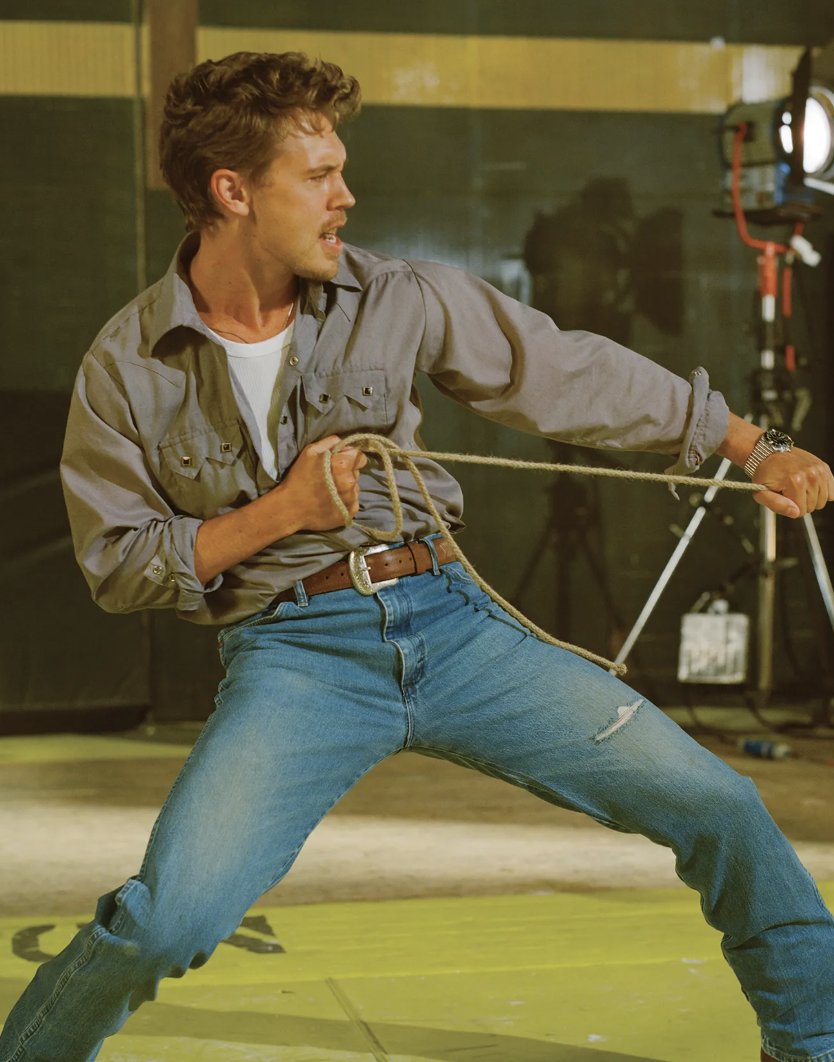 Art Hits Hard tweet media