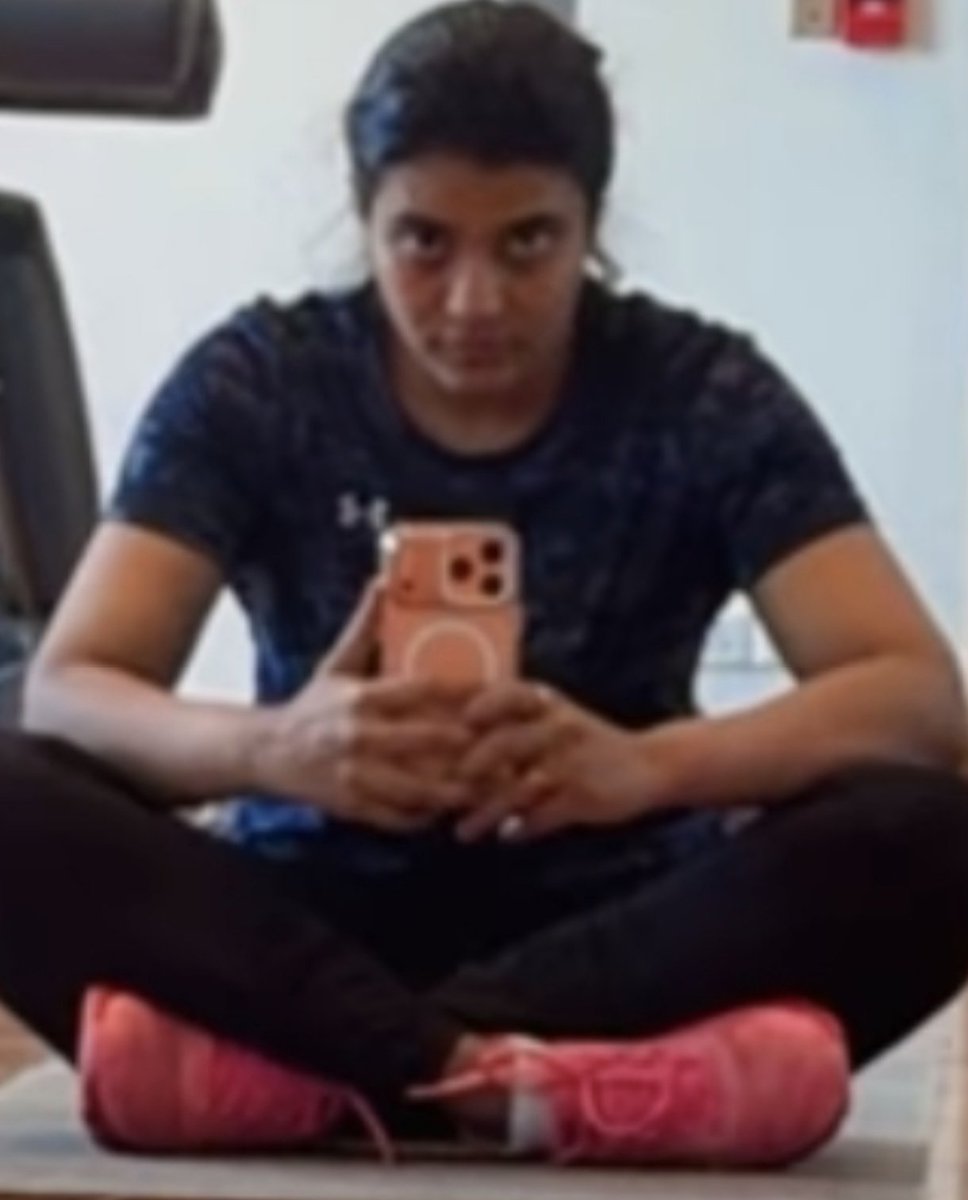 Aishu_Sissy tweet media