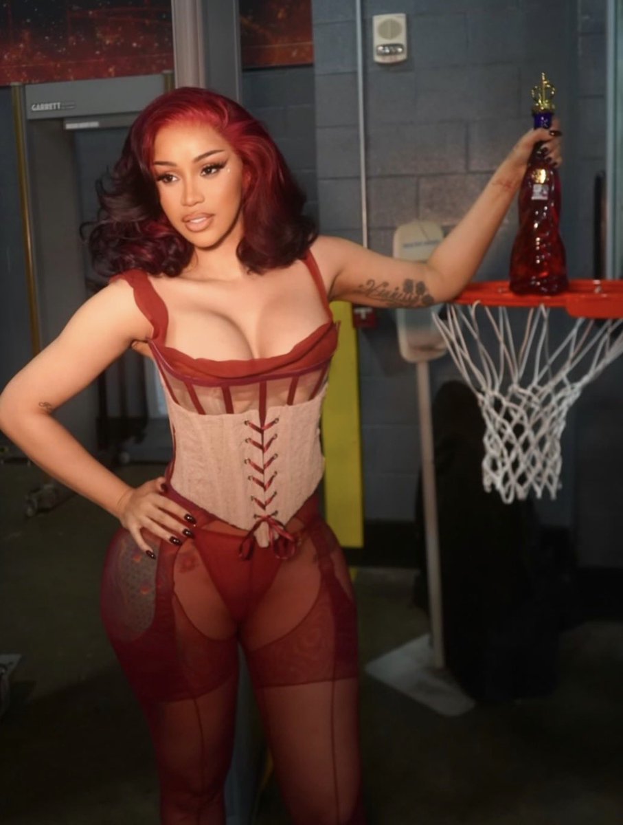 Cardi B | Updates tweet media