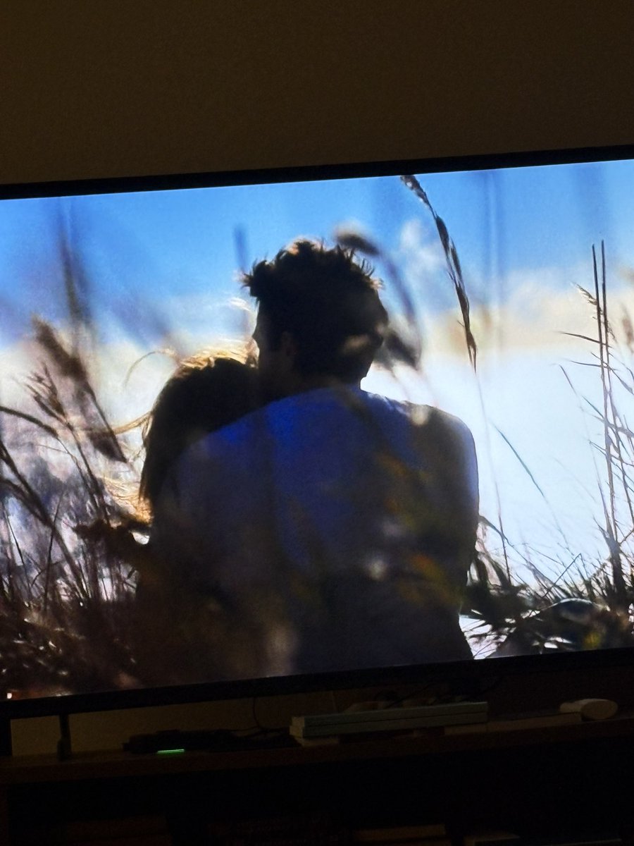 πλήττω tweet media