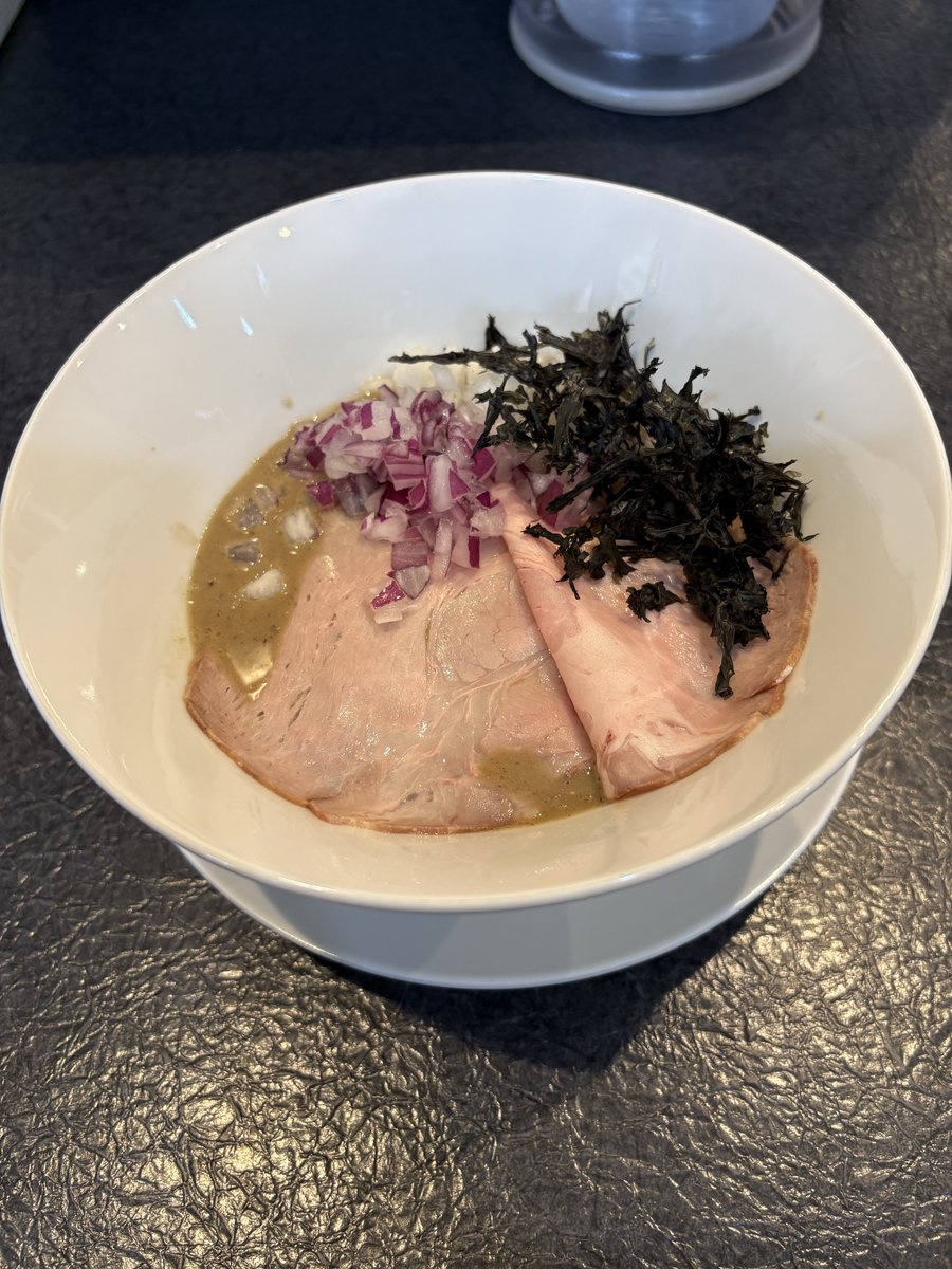 おっつ🍜 tweet media