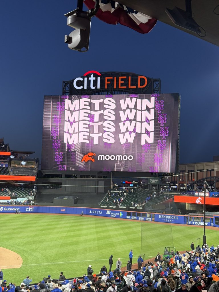 CalmYourMitts's tweet image. WALK-OFF!!!!!!!!!!!!!!!!!!!!! METS WIN!!!!!!!!!!!!!!! #PIITB #LFGM #YaGottaBelieve #LGM