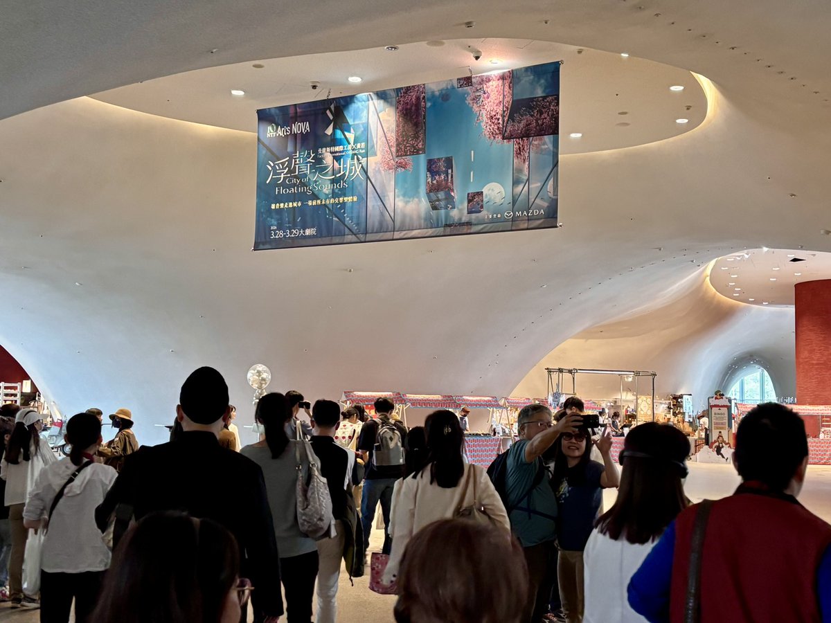 Huang Ruo tweet media