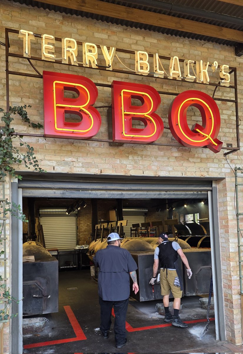 CathVSConf☘️ tweet media