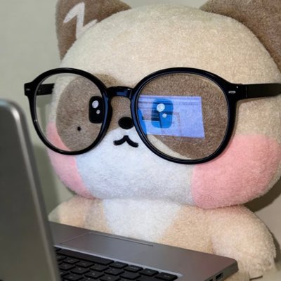 김➇월.. tweet media