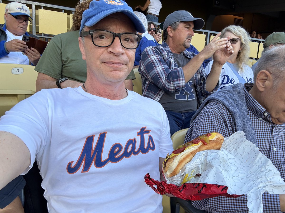 (((Jew))) tweet media