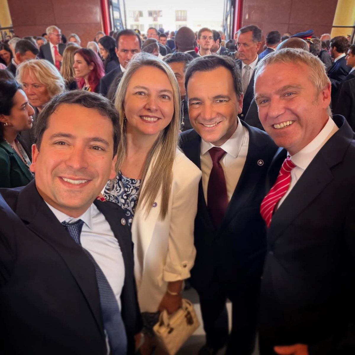 Diputada Catalina Del Real tweet media