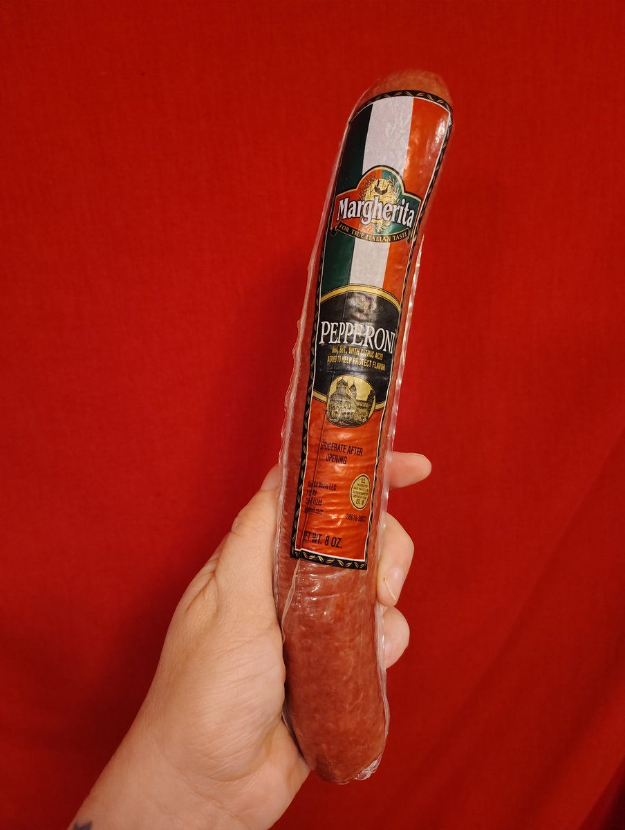 Laterbexx's tweet photo. #KitchenFail
I thought I could run this pepperoni log through the food processor with the shredder blades and have shredded pepperoni to + to pizza or salad, etc 
It crumbled it and ripped the skin off.
The slices went sideways.
I can still use it but it's not what I wanted. https://t.co/mQwq2yI1Fv