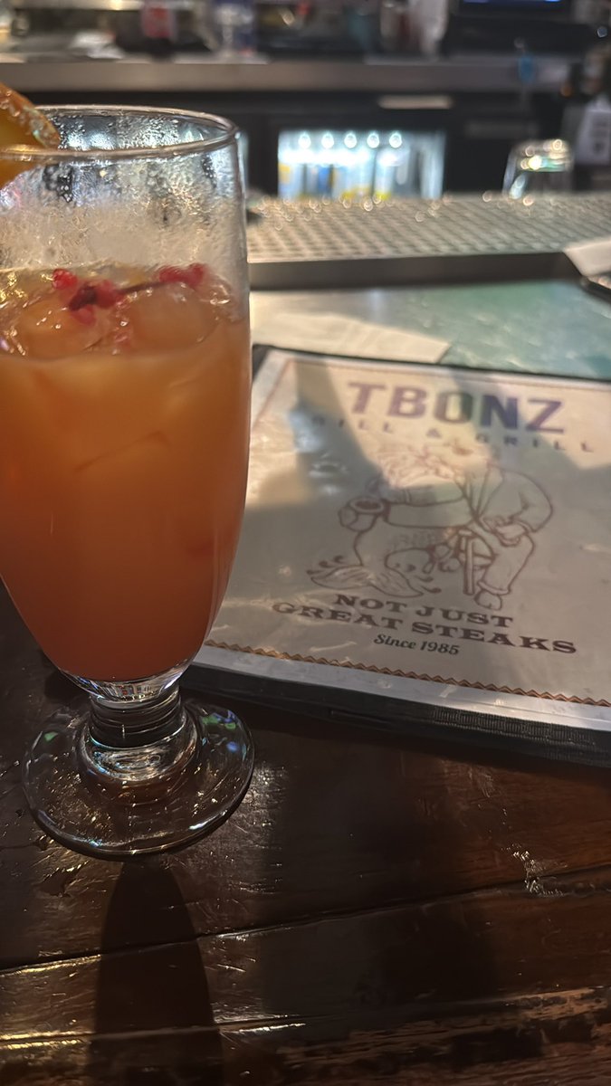 SethandKTsmom's tweet photo. When you're out with the ladies having a drink before your dinner reservation at Magnolias & you're the DD so you're bartender just makes you something special...hahaha...
#GirlsWeekend
#TigerNeededaDD
#BestWeekendEver https://t.co/ViDcBw3FKa