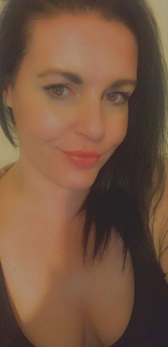 𝔻𝕦𝕤𝕥𝕝𝕒𝕟𝕕 𝔽𝕒𝕚𝕣𝕪𝕥𝕒𝕝𝕖 tweet media