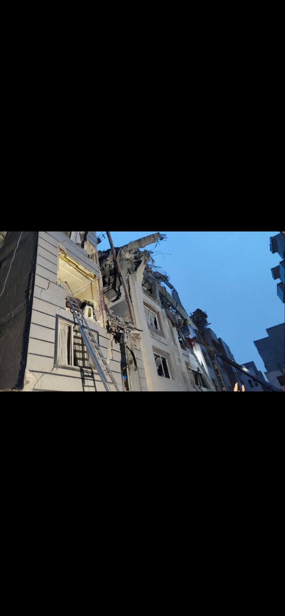 کوروش tweet media