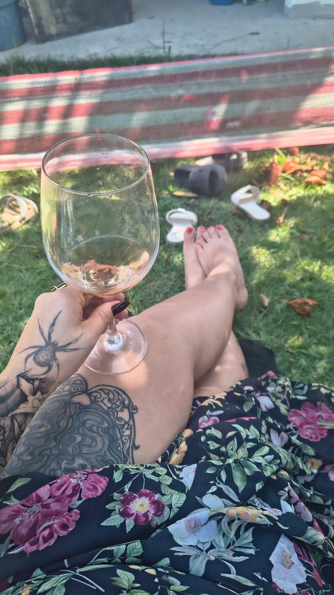 Lascivious tweet media