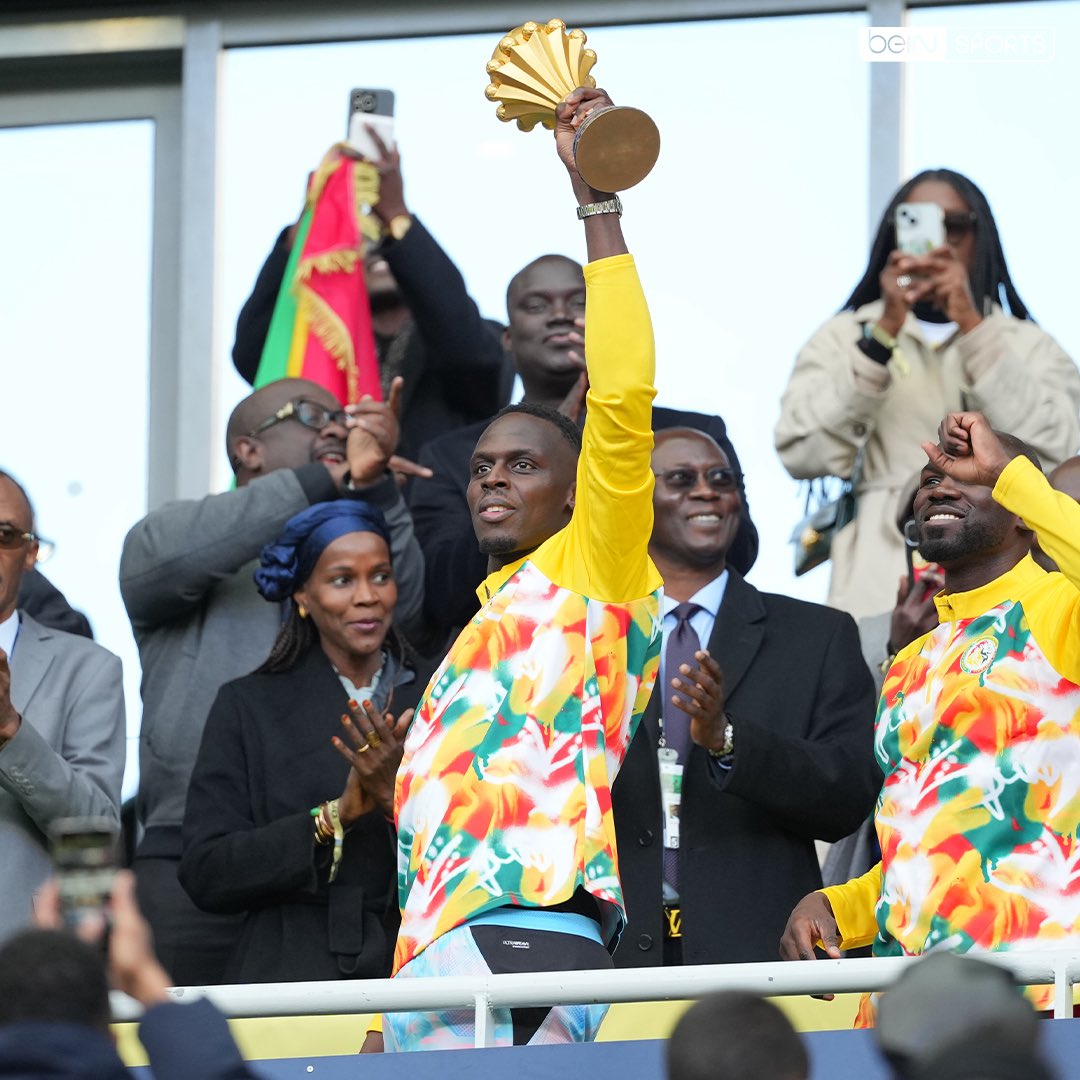 🦁 🇸🇳💙🤍 2 CAN AU CALMEE 🏆🏆 tweet media