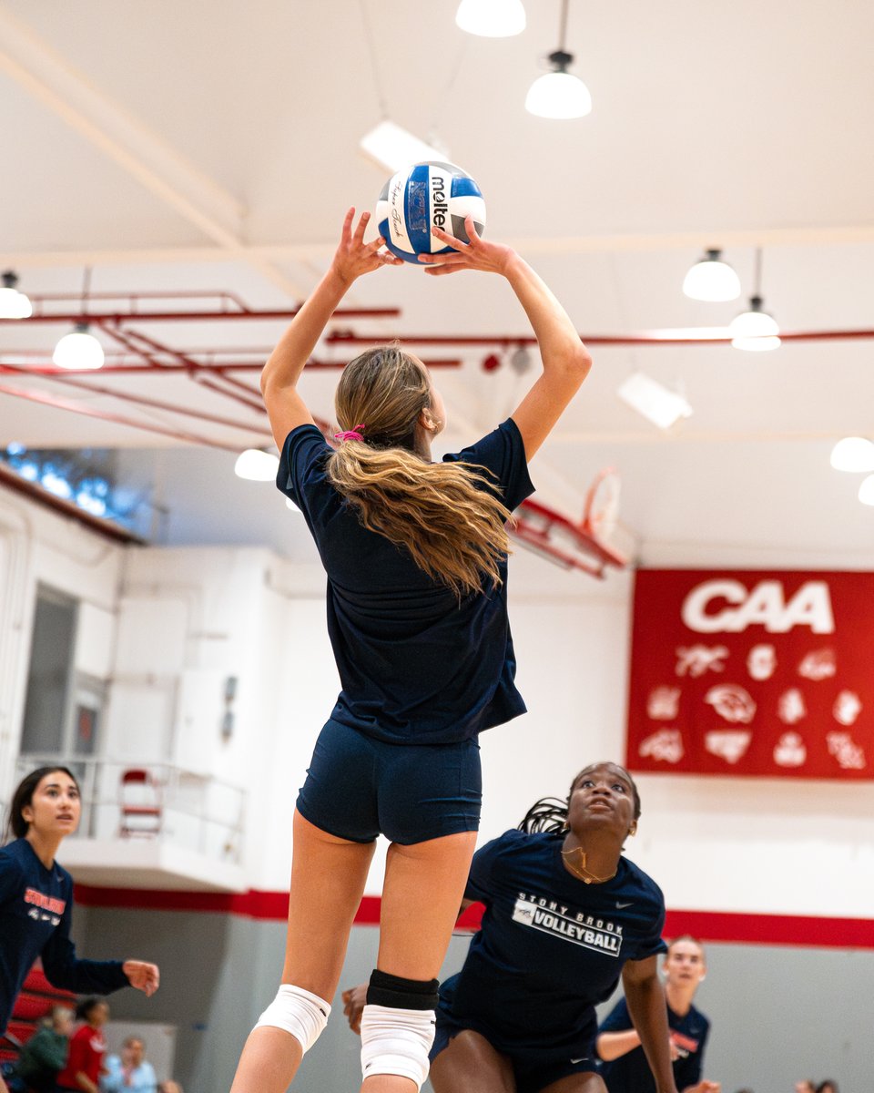 StonyBrookVB's tweet photo. Back in action for some spring volleyball🤩

🌊🐺 x #NCAAWVB https://t.co/9BMfVdwOlg