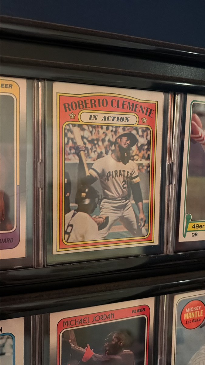 Rheault_ism's tweet photo. @Super70sSports @70sBaseball Roberto Clemente “In Action” still unbelievably awesome in every way possible.  Except “In Action”. https://t.co/NN1iezJ5L6
