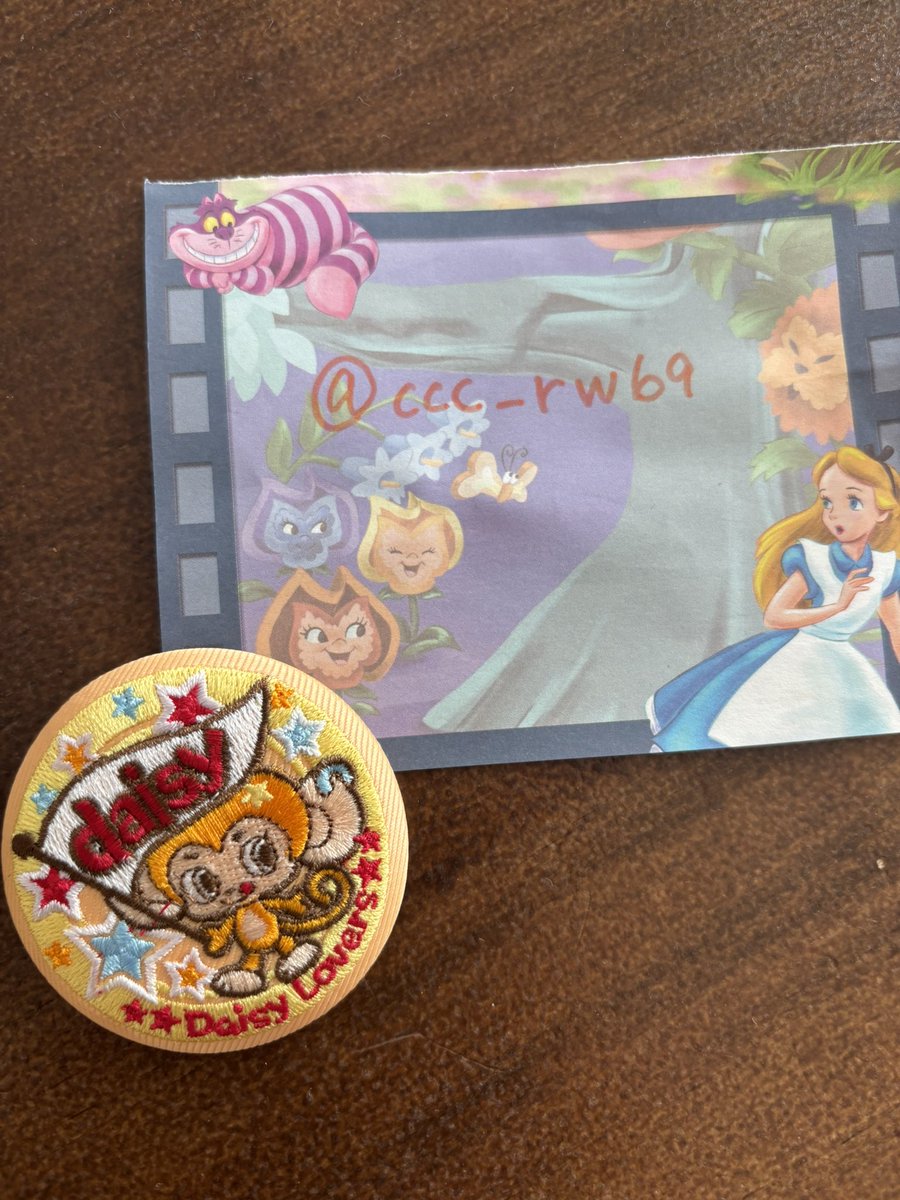 r i s a 🌻 tweet media