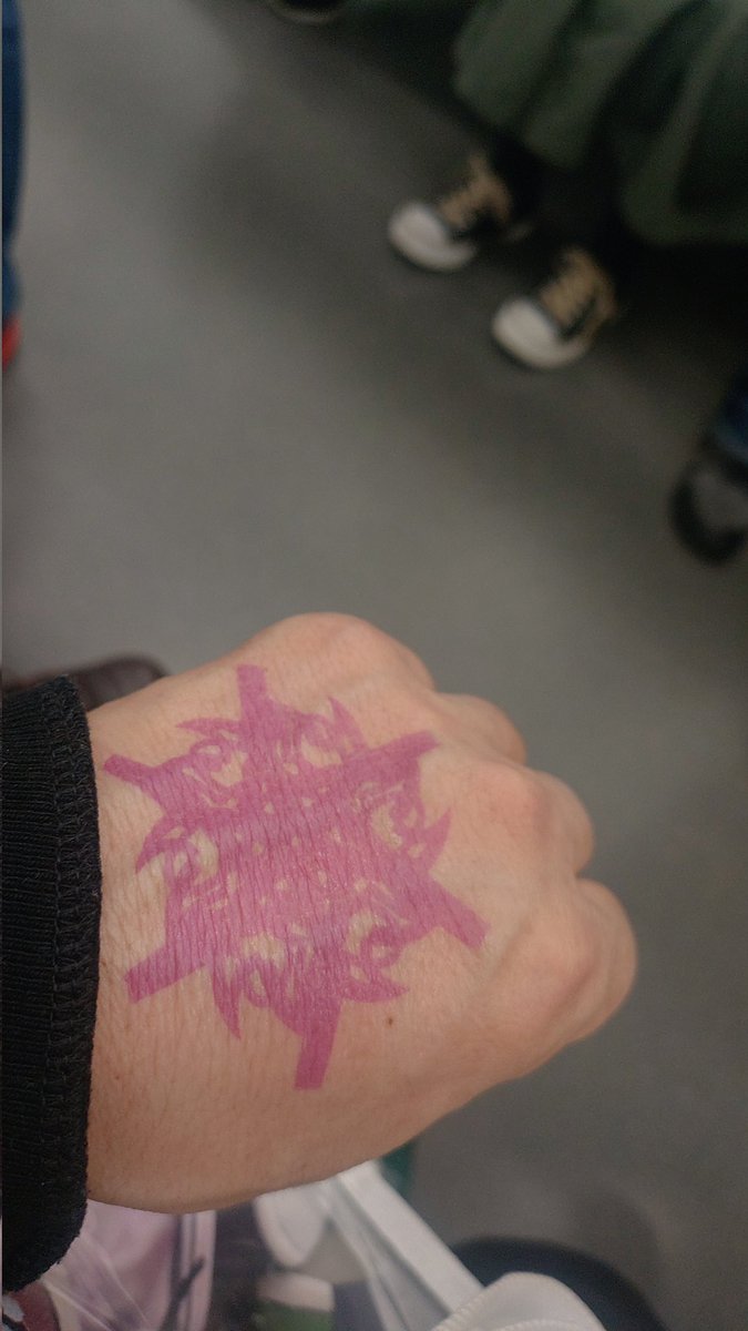 地獄猫 tweet media