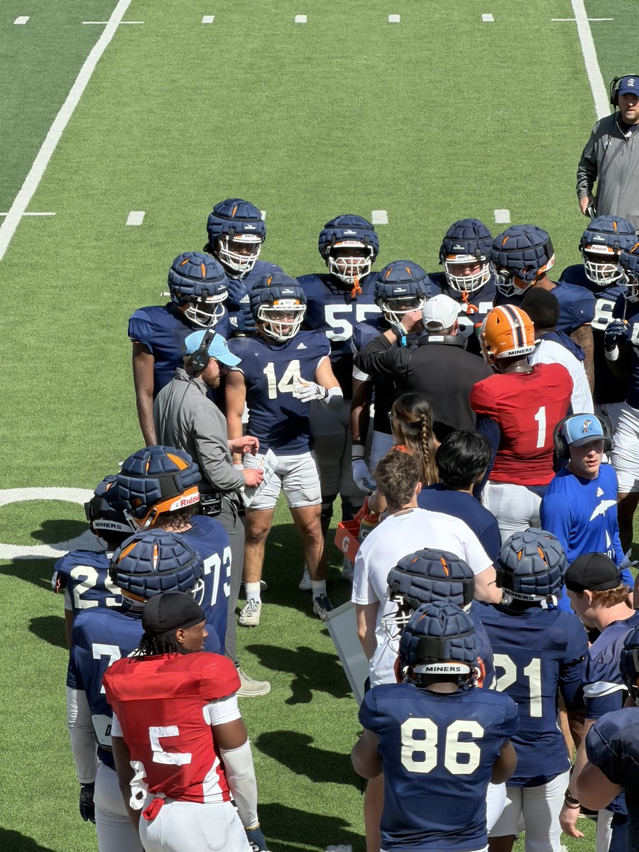 Catherine Posey-Sariñana tweet media