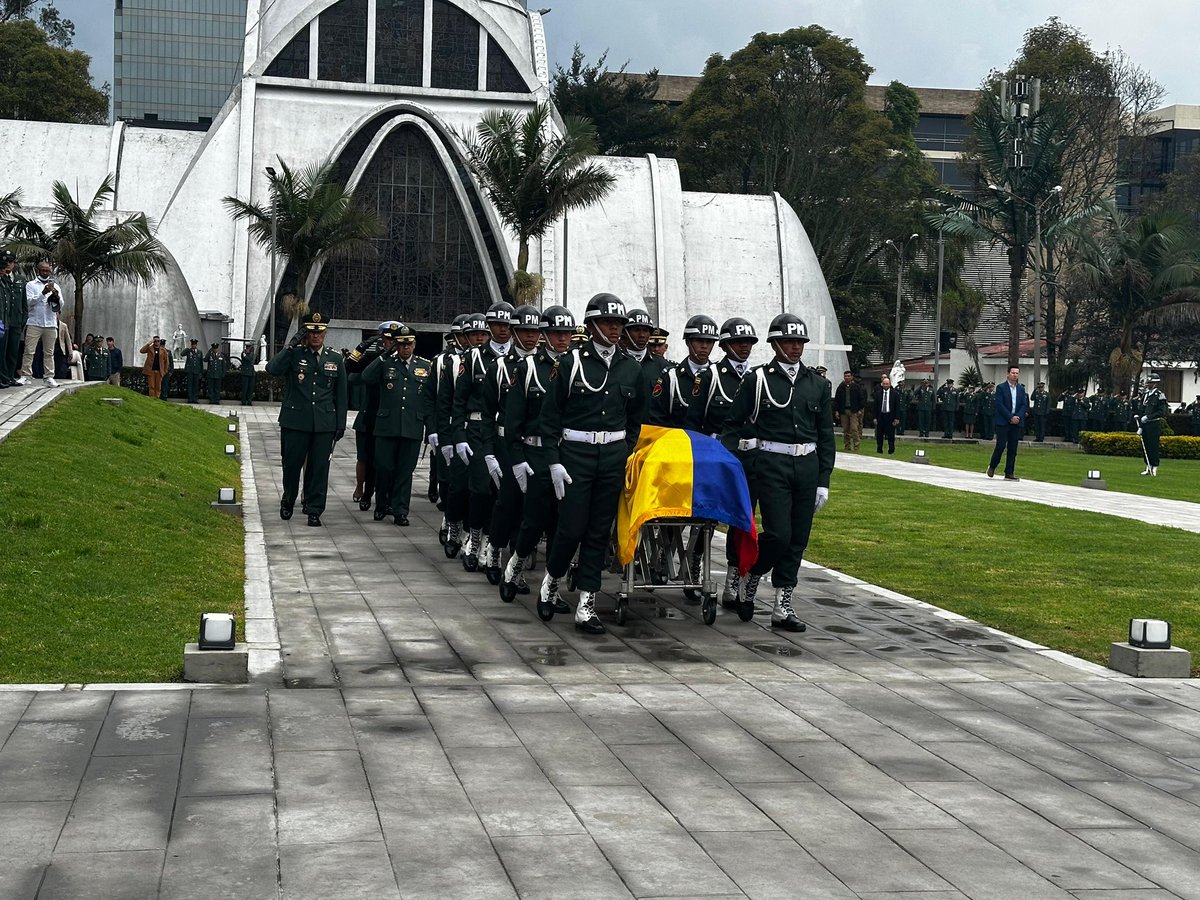 Ejército Nacional de Colombia tweet media