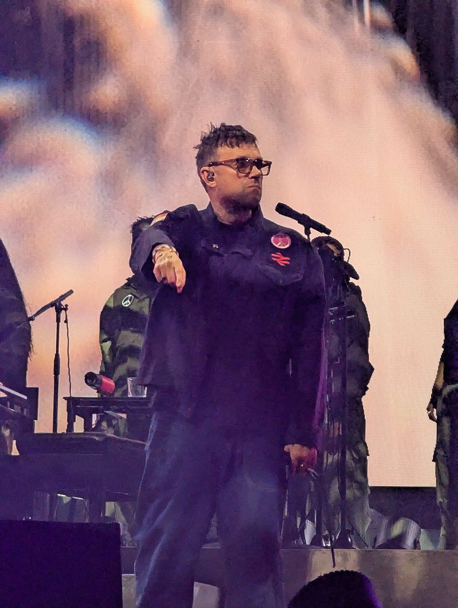 coolanice tweet media