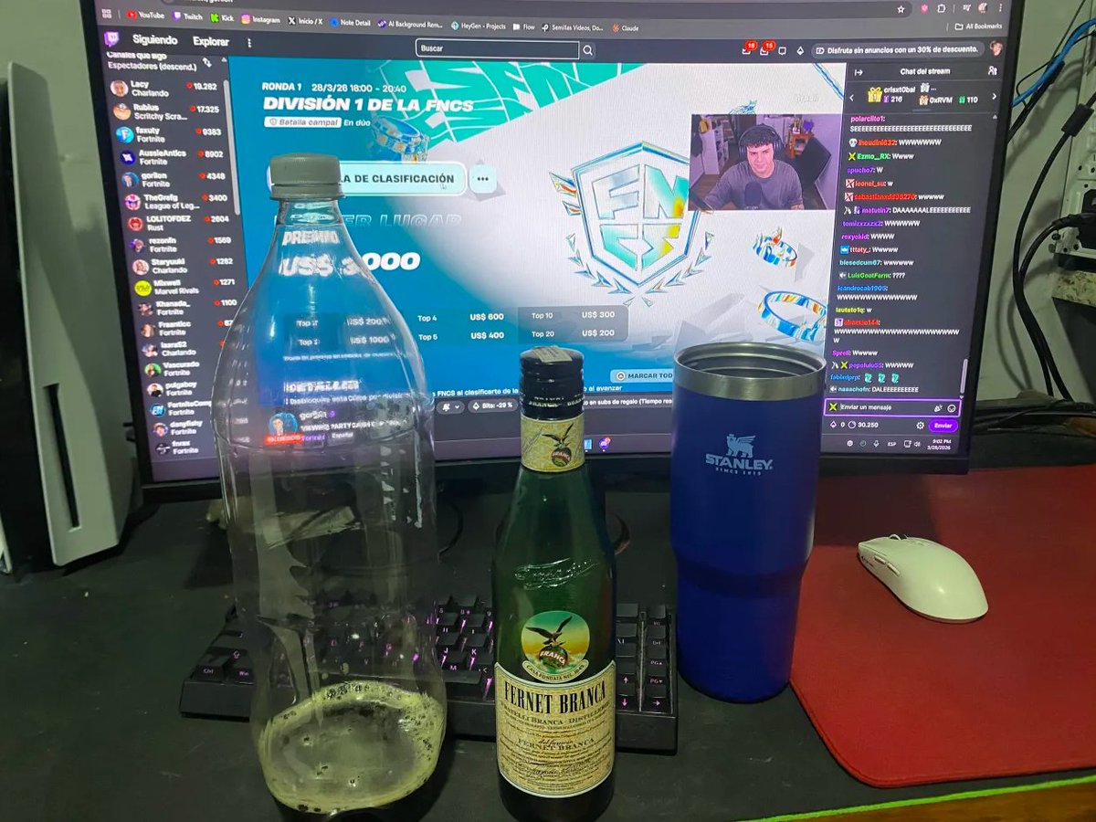 Curtyzgodd tweet media