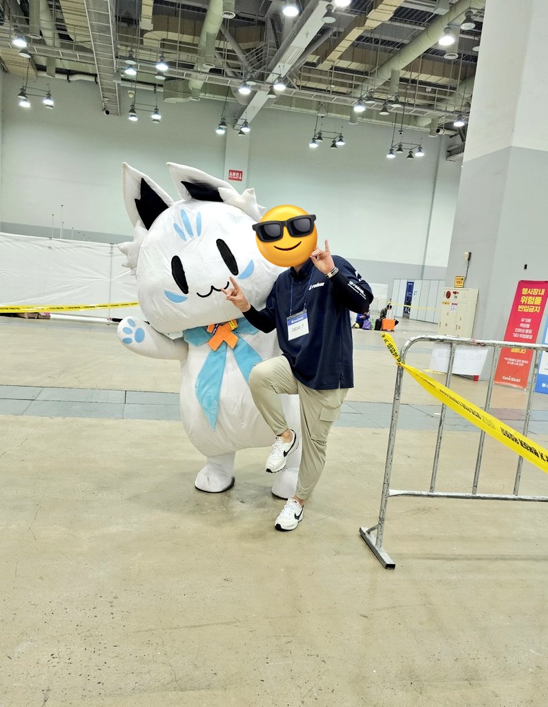 𝙂𝘼𝙕𝙕 tweet media