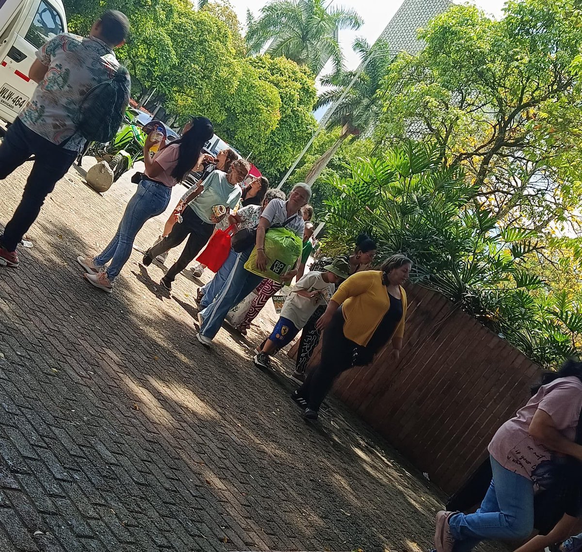 Luis David Caro tweet media