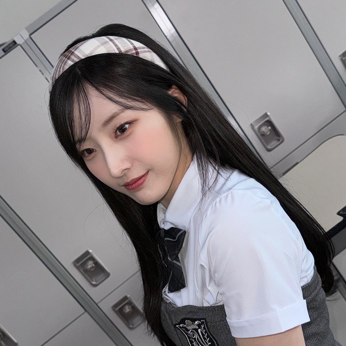 HaSeul Bot tweet media