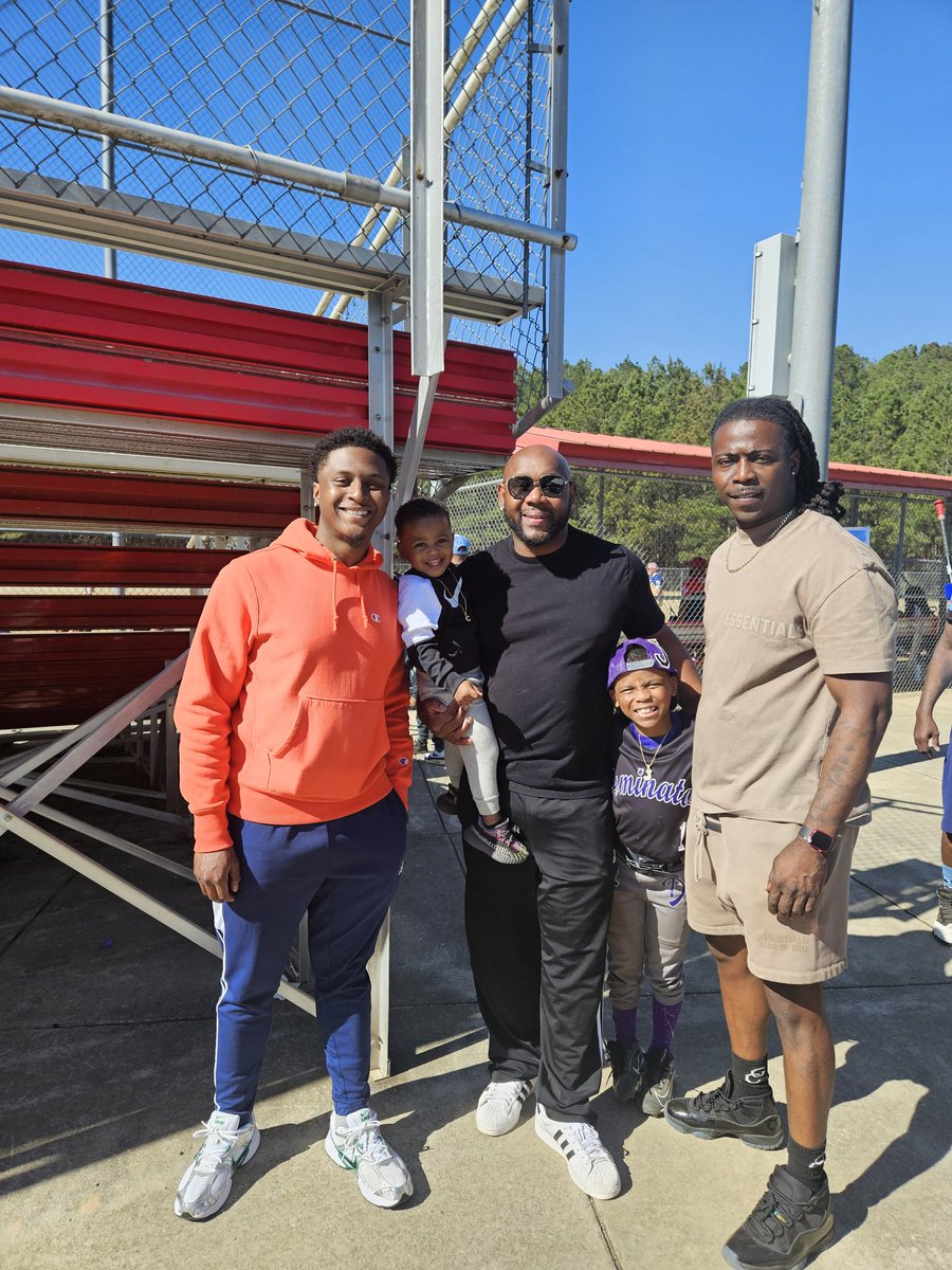 Mr. Saintistic tweet media