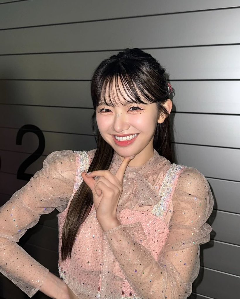 mm🍓️🩵 tweet media