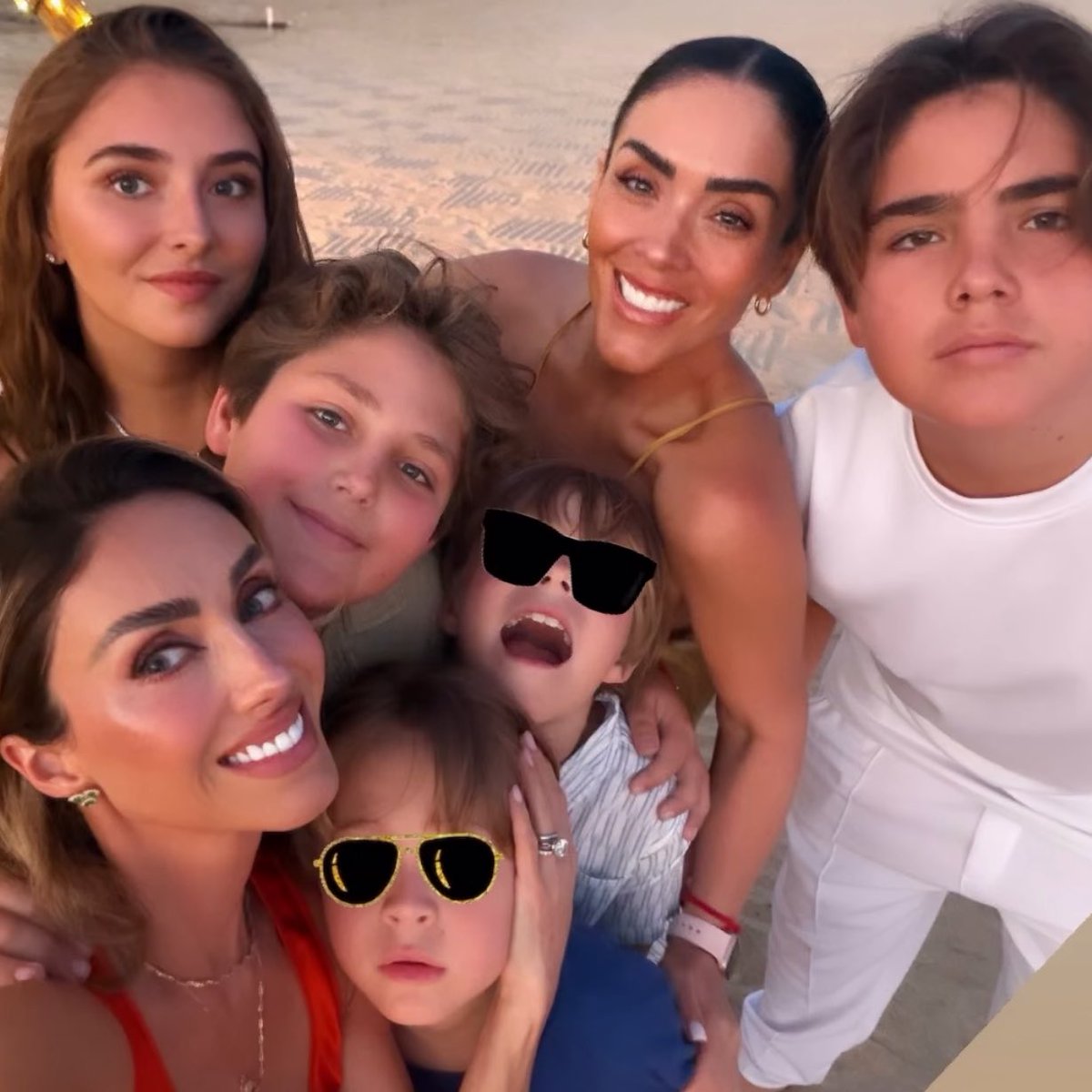 Babs ✨ tweet media