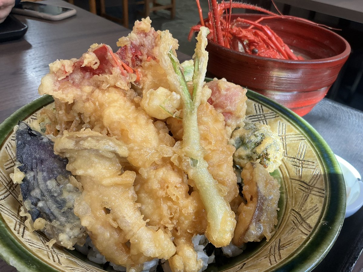 まったり小銭いじり tweet media