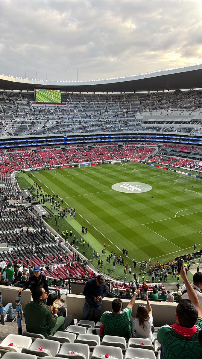 Omar Zeron tweet media