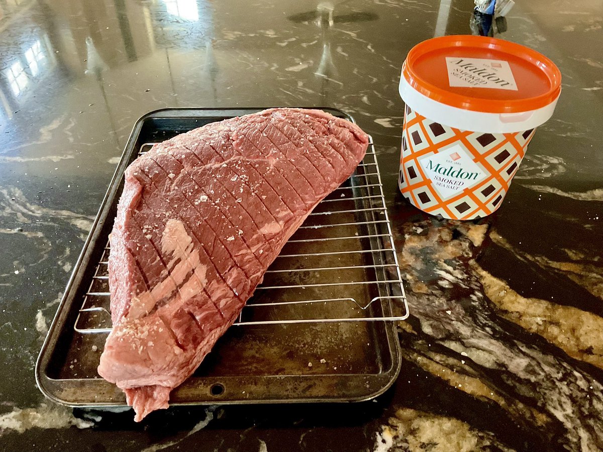 HammerHeadcases's tweet image. #dinner tonight was this massive picanha steak. Grilled to perfection and served with a chimichuri sauce and leftover twice baked cauliflower. #Yum

#twittersupperclub #Food #Foodies #Cook #cooking
