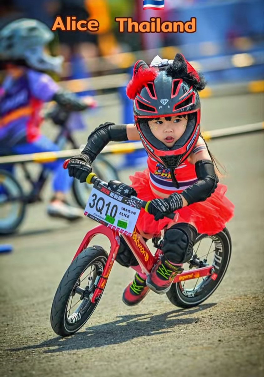 E-CATSSSSS อีแคท อีแมว ชาญสมร tweet media