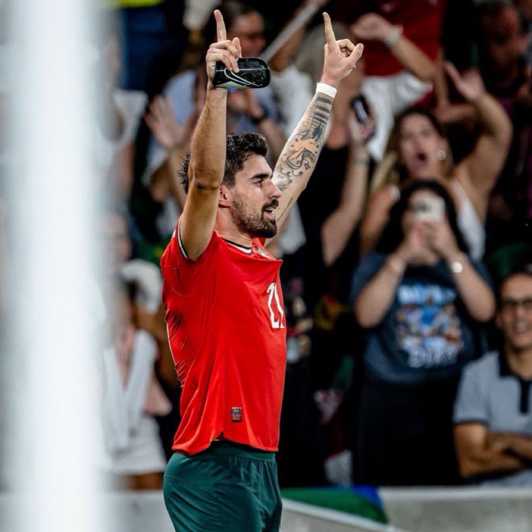 سـيرجي tweet media