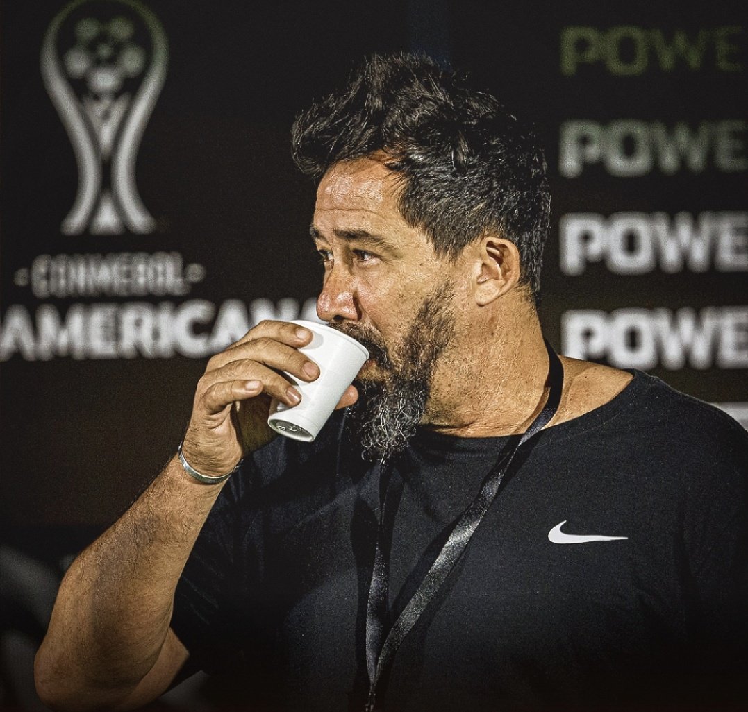 factos de la o tweet media