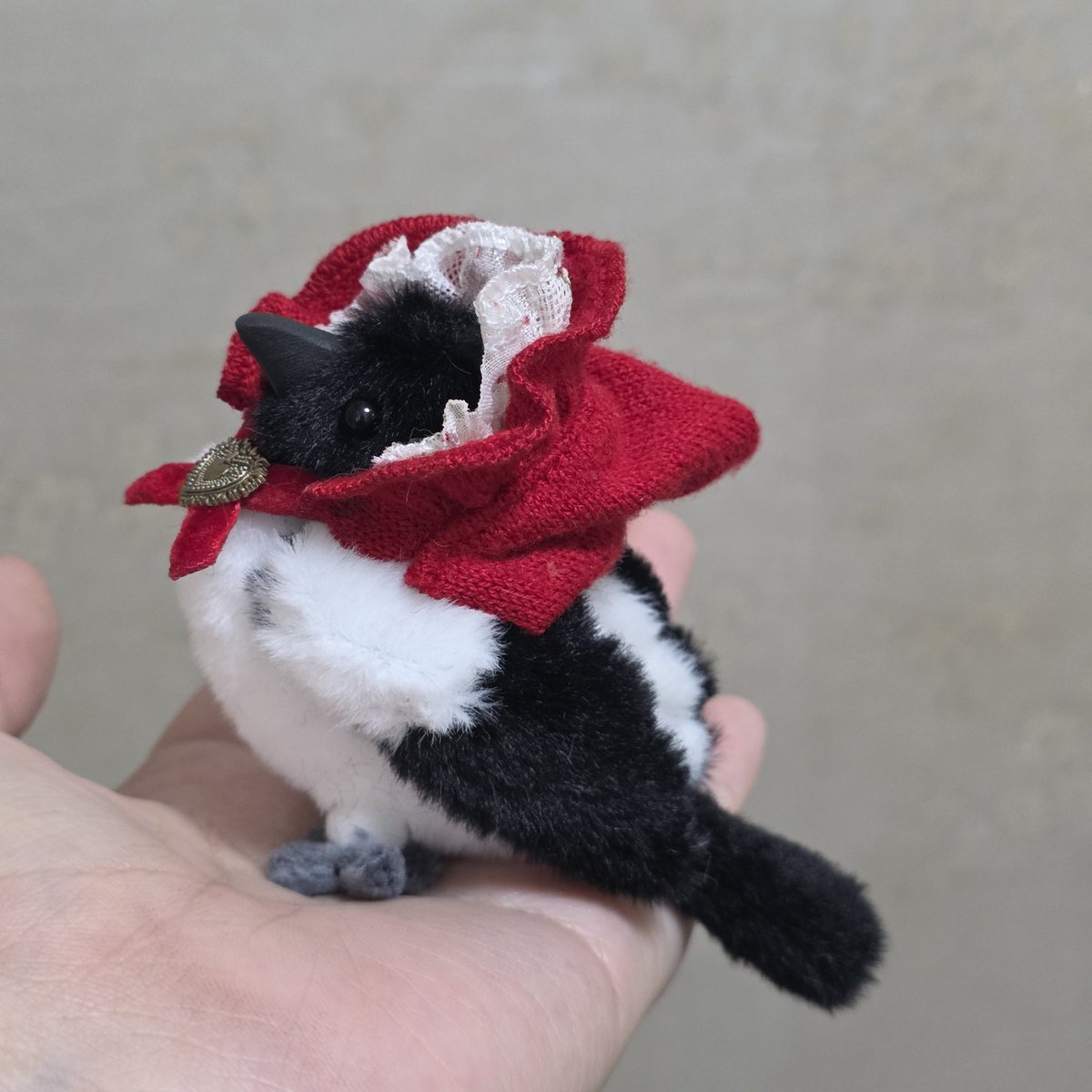 케이프? 보닛? 하나 만들고 영원히 뿌듯해하기 새들한테 다 잘 어울려요

조류용 보닛을 진짜 제대로 만들어볼까싶어요 판매용으로