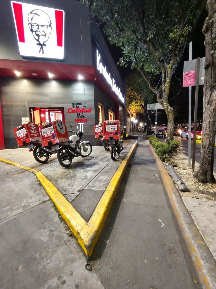 Sckopeta Jhons.🤢 tweet media