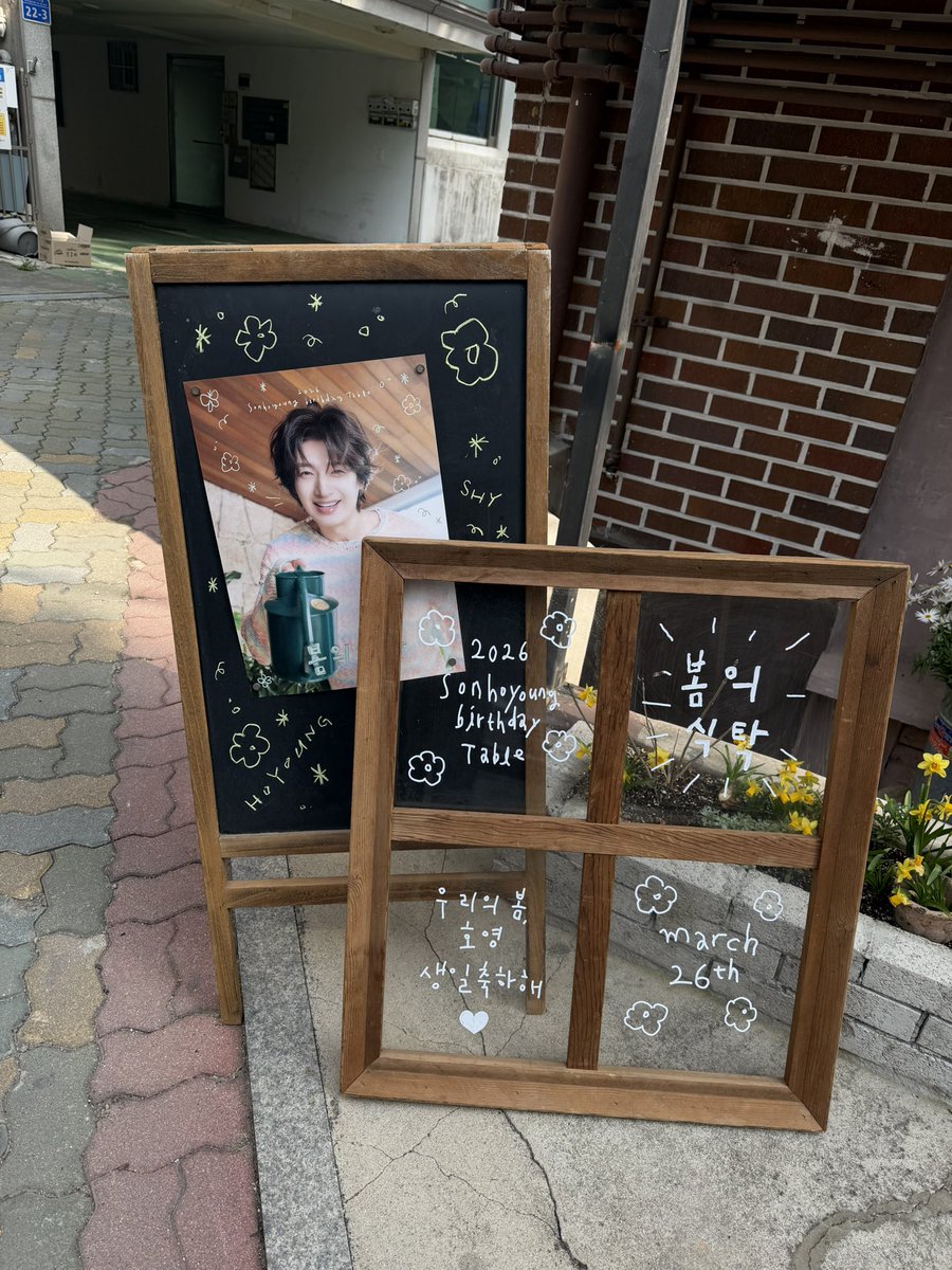 𝓒𝓱𝓸𝓬𝓸𝓵𝓪𝓽𝓮🍫 tweet media