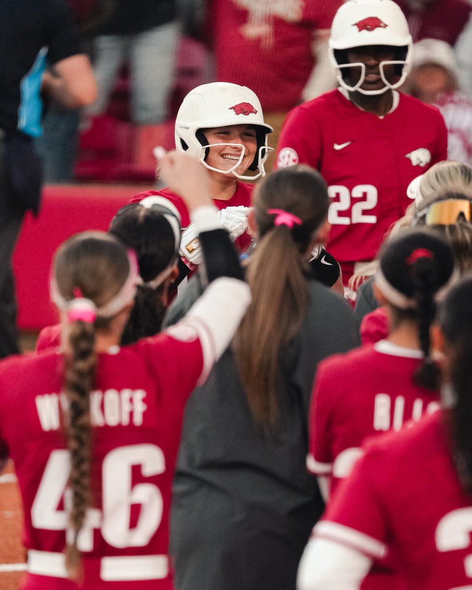 Arkansas Softball tweet media
