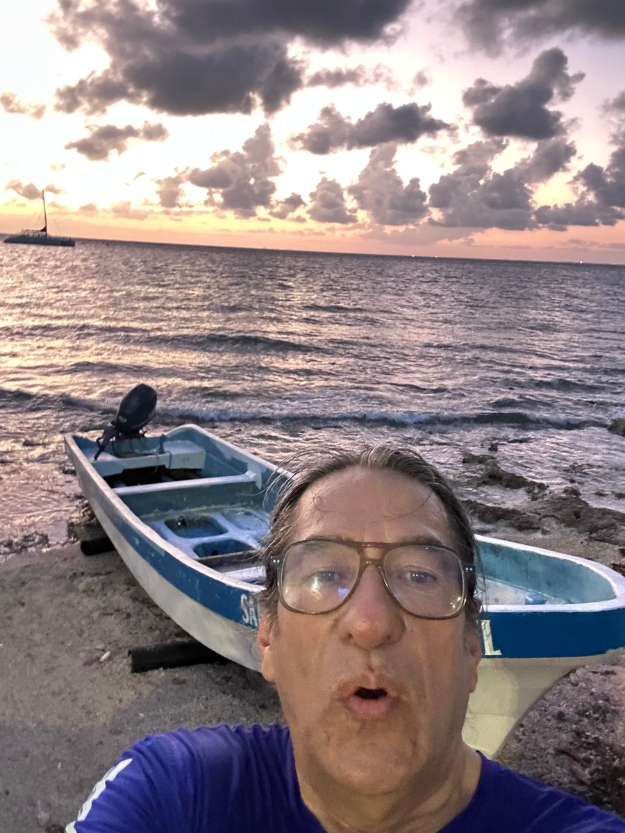 Julio Astillero tweet media