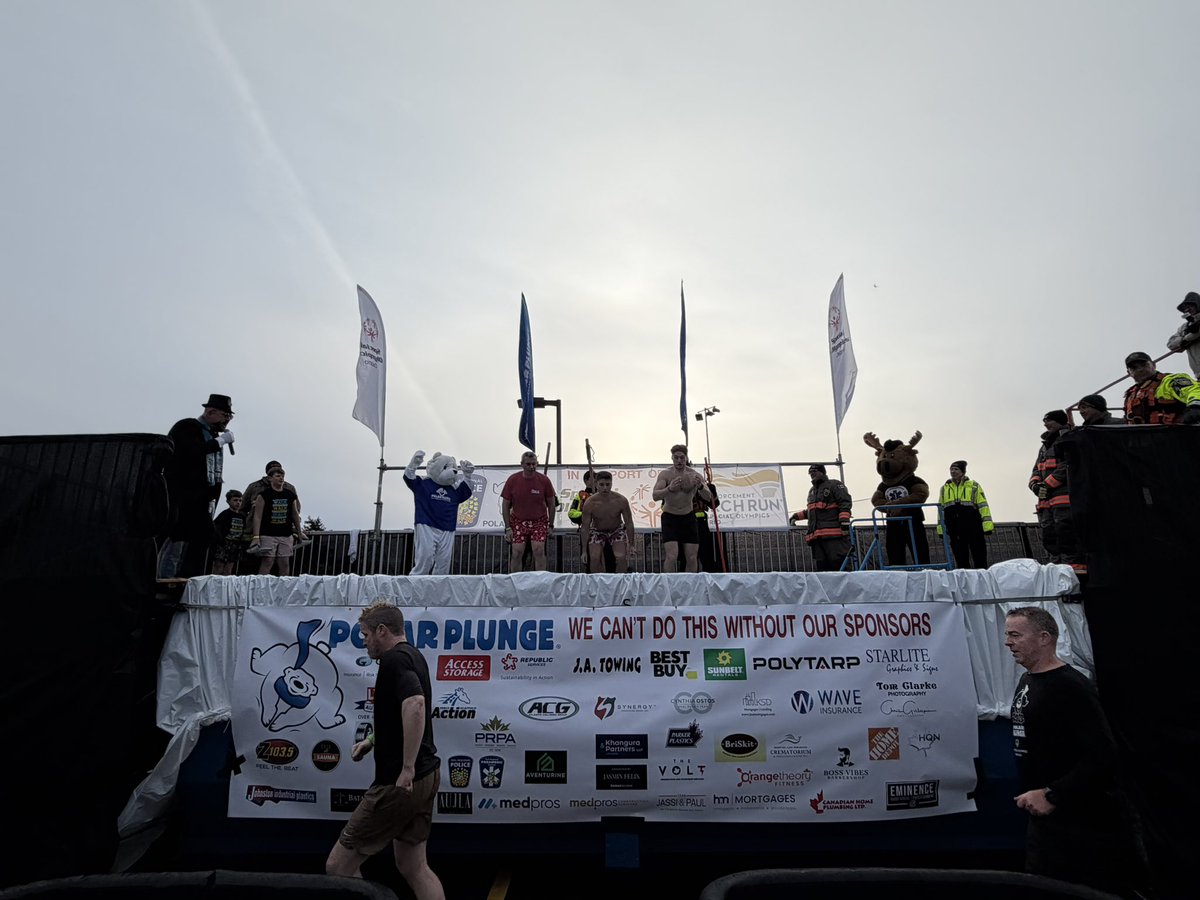 Took the plunge 🥶💙

Proud to brave the 2026 Polar Plunge in support of Special Olympics &amp; the Law Enforcement Torch Run—representing Peel Crime Stoppers.

Cold water, great cause, incredible athletes. Honoured to be part of it.
