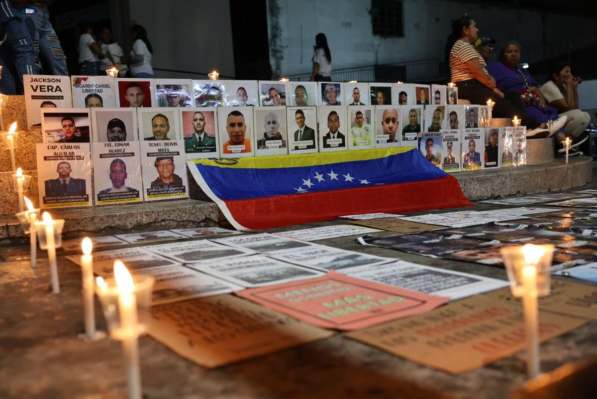 Realidad Helicoide tweet media