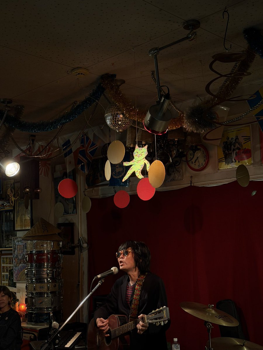 安威俊輔 or ベースライオン tweet media