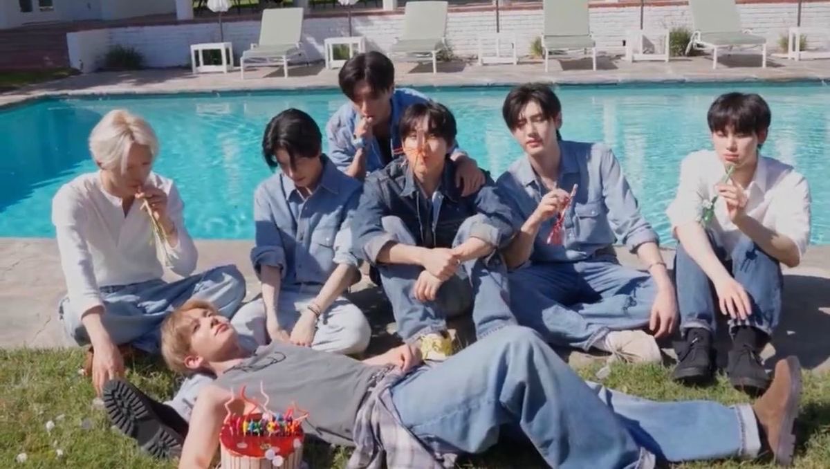 Elizabeth tweet media